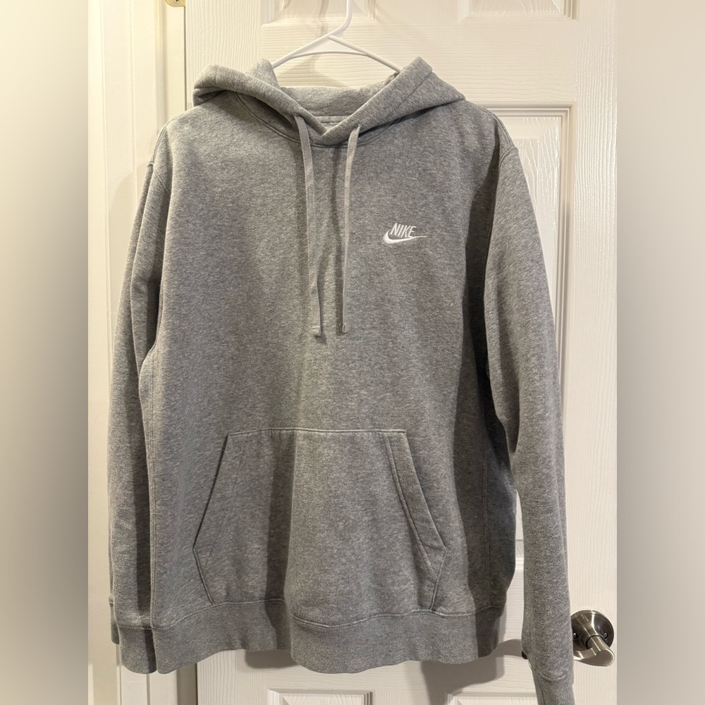 Nike Hoddie | Grey Sweatshirt | Size: M